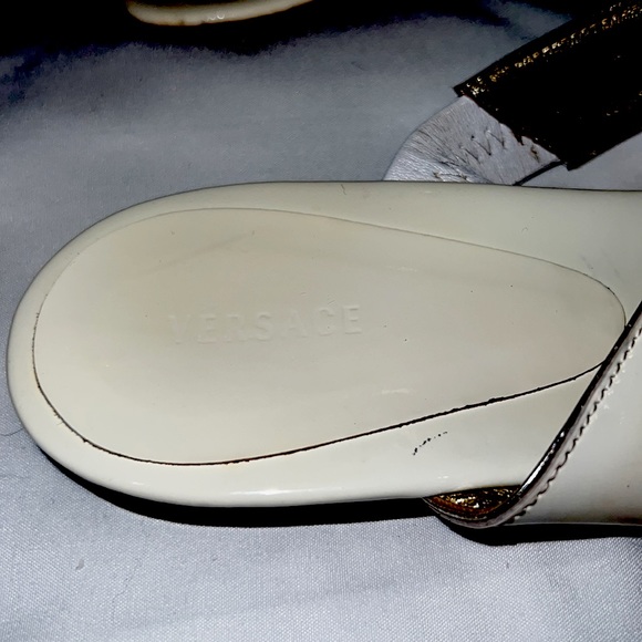 White Versace sandals with chain strap with dust bag - Picture 3 of 5
